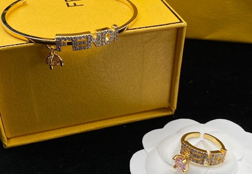 Bangle Fendi 0023