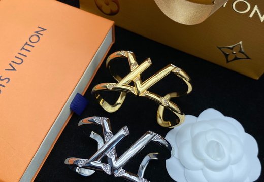 Bangle LV 0001