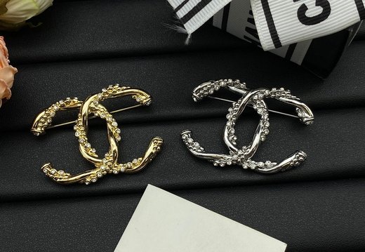 Brooch Chanel 0028