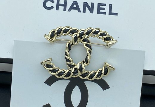 Brooch Chanel 0043