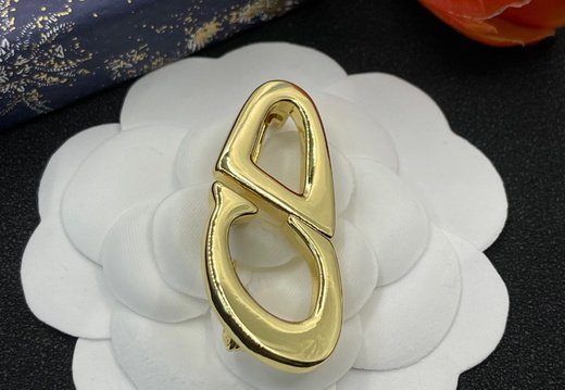 Brooch Dior 0022