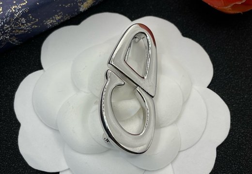 Brooch Dior 0025