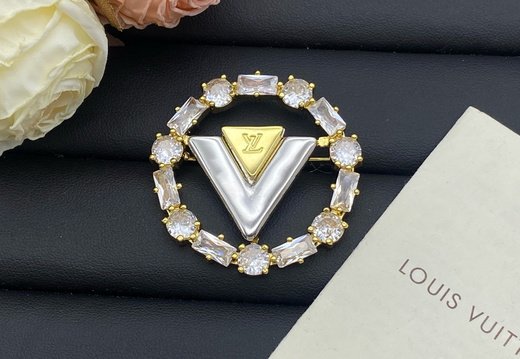 Brooch LV 0021