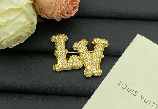 Brooch LV 0022