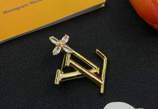 Brooch LV 0023