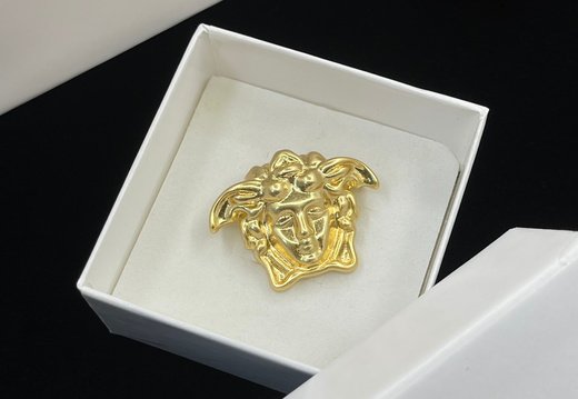 Brooch Versace 0002