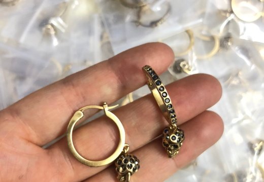 Earrings McQueen 0011