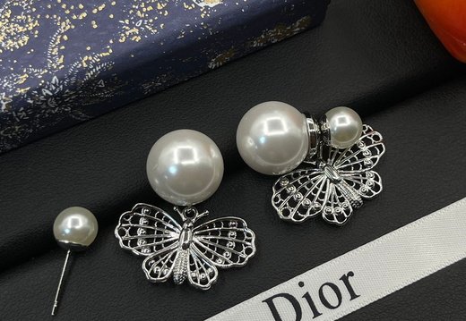 Earstuds Dior 0296