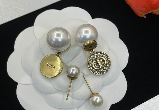 Earstuds Dior 0333