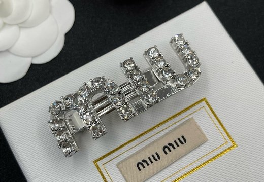 Hairpin Miumiu 0002