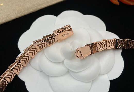 Necklace Bvlgari 0044