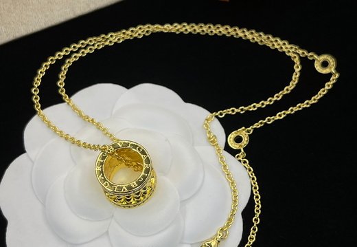 Necklace Bvlgari 0045