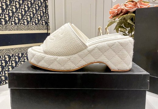 Dior A026 202505060009