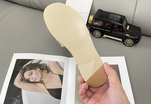 Dior A026 202505060025