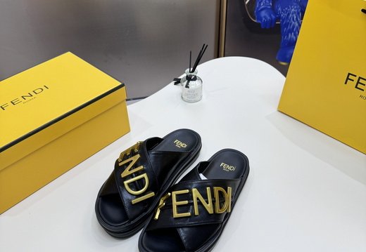 FENDI A026 202505060002