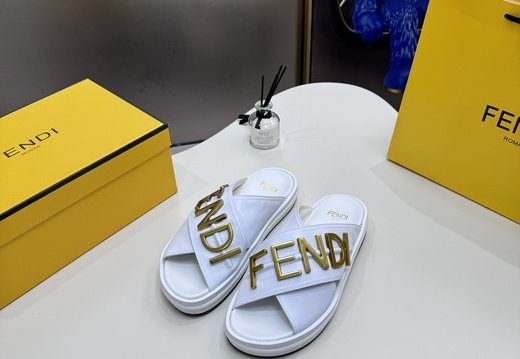 FENDI A026 202505060005