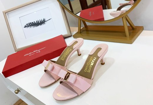 Ferragamo A022 202503170020