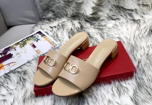 Ferragamo A022 202503170046