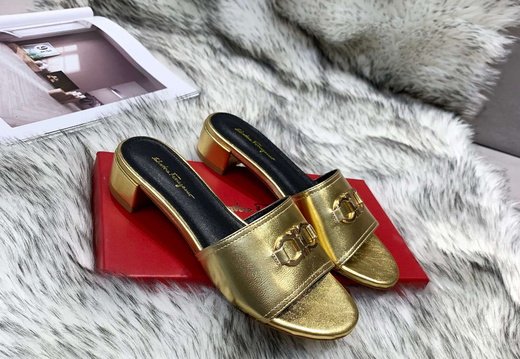 Ferragamo A022 202503170050