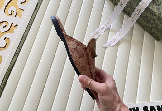 Gucci A026 202505060029