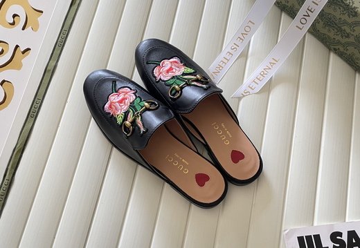 Gucci A026 202505060038