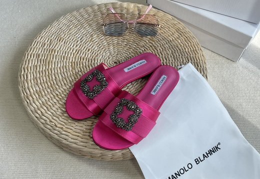 MANOLO BLAHNIK A026 202505060003