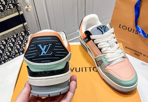 Sneakers A026 202505060035