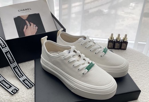 Sneakers A026 202505060052