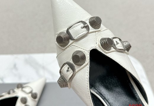 Balenciaga A030 202505300008