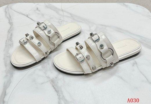 Balenciaga A030 202505300019