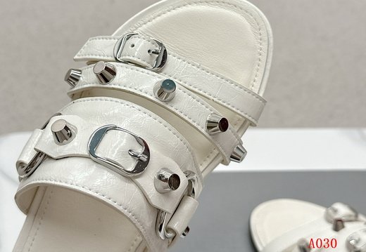 Balenciaga A030 202505300022