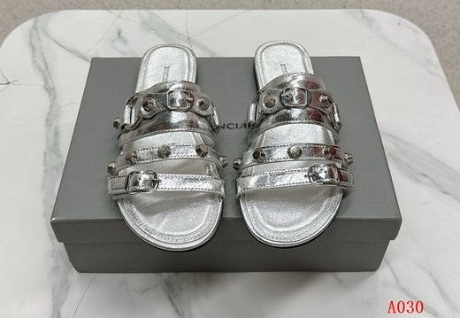 Balenciaga A030 202505300024