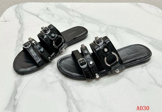 Balenciaga A030 202505300027
