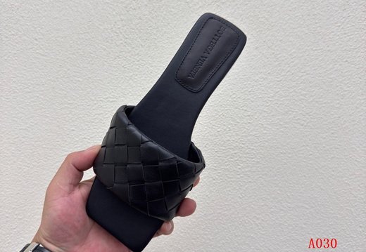 Bottega A030 202505300010