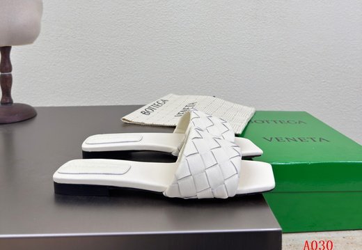 Bottega A030 202505300016