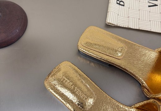 Bottega A030 202505300031