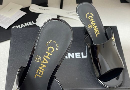 Chanel A030 202505300009