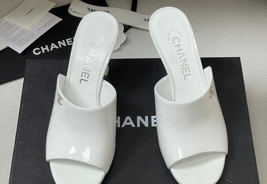 Chanel A030 202505300013