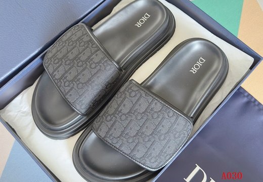 Dior A030 202505300006