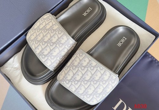 Dior A030 202505300011