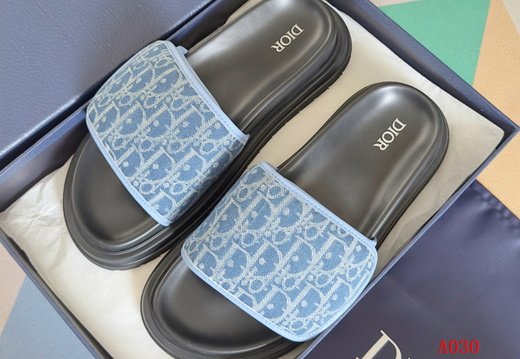 Dior A030 202505300013