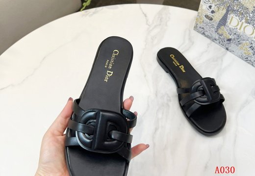 Dior A030 202505300030