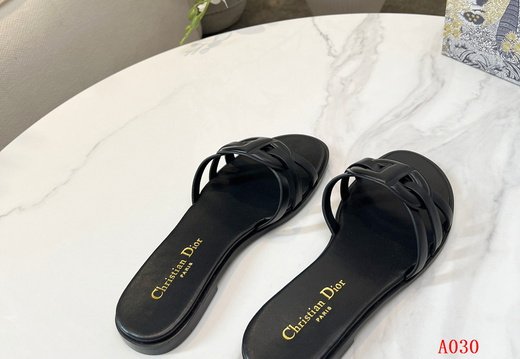 Dior A030 202505300031