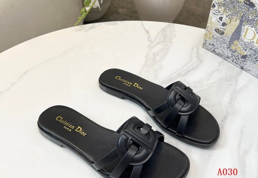 Dior A030 202505300032