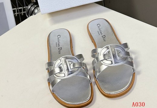 Dior A030 202505300044