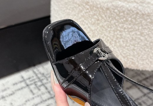 LV A030 202505300024