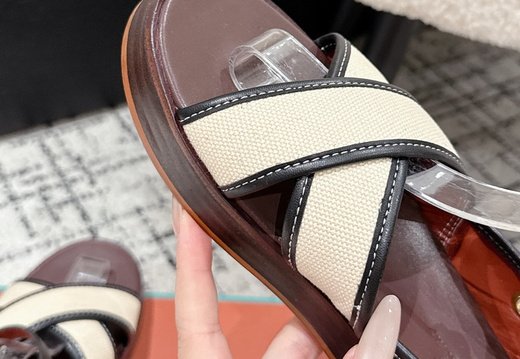 Loro Piana A030 202505300010