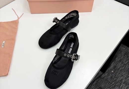 Miumiu A030 202506030014