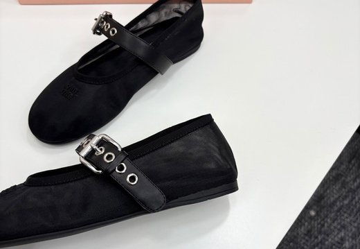 Miumiu A030 202506030016