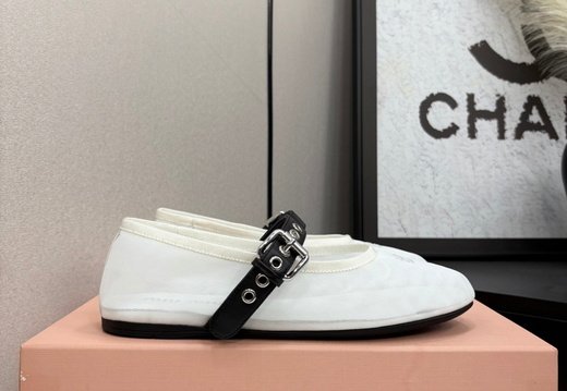 Miumiu A030 202506030019